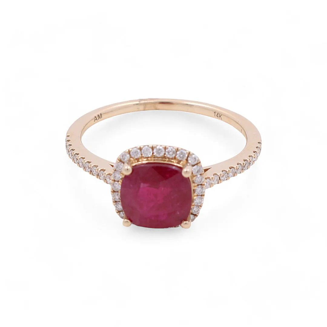 14K Yellow Gold  Woman Fashion Ring with Diamonds and Ruby