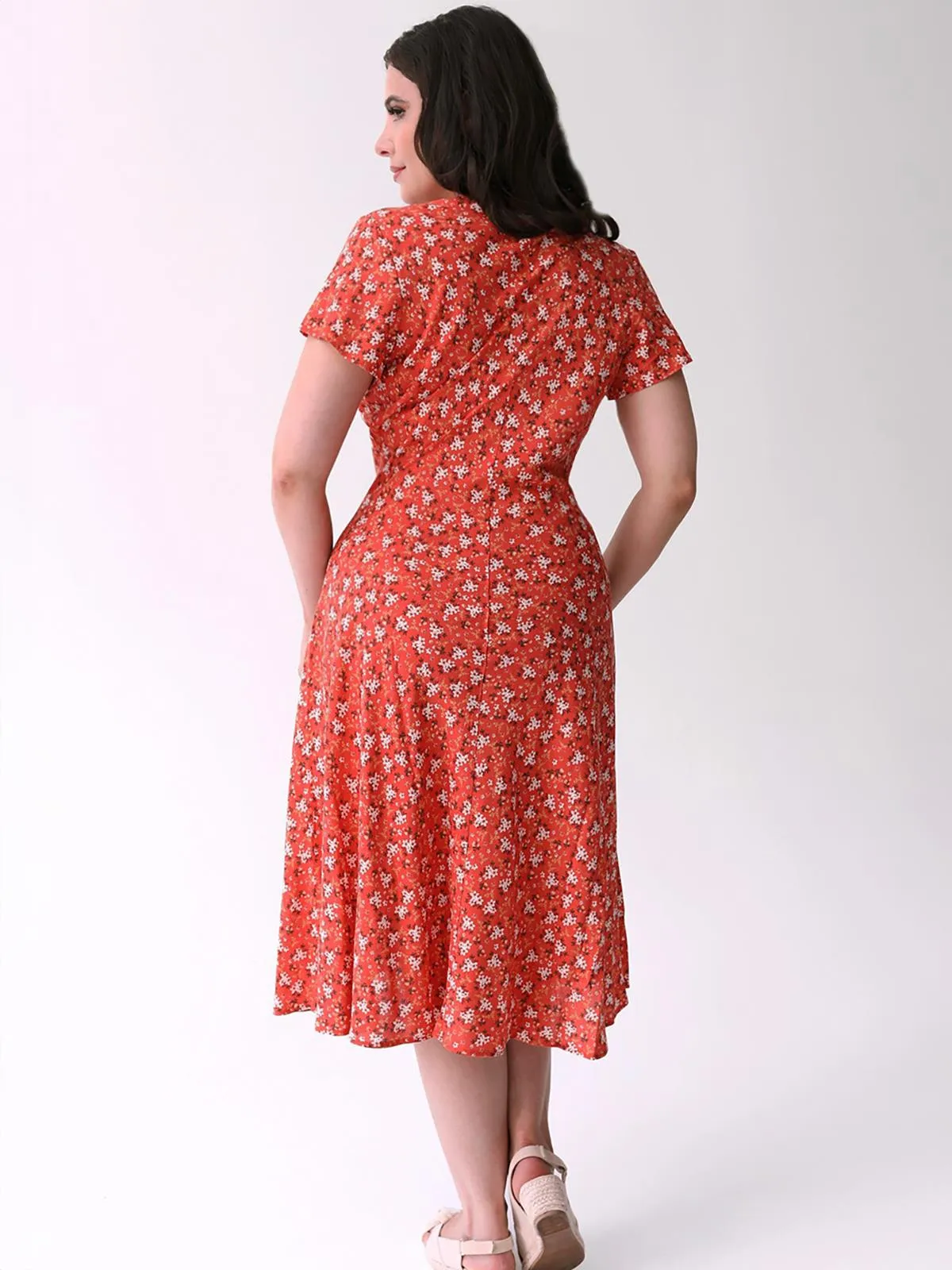 1940s Look Coral Ditsy Floral Tea Dress