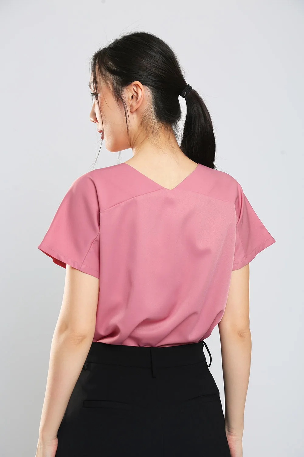 Danna V-Neck Top in Rose Pink