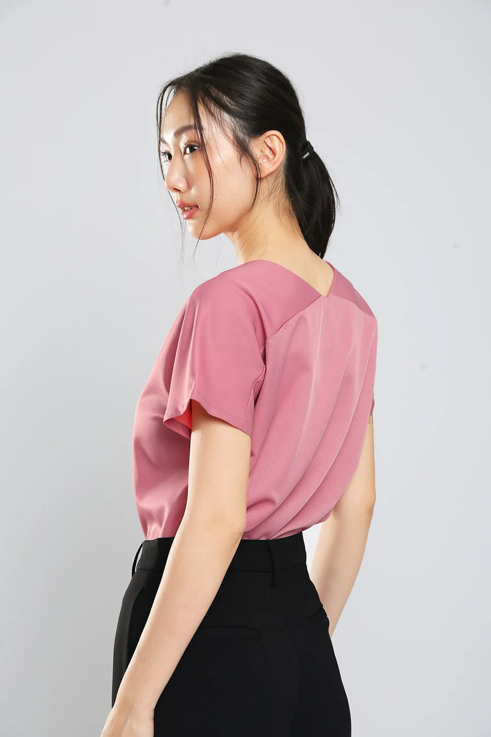 Danna V-Neck Top in Rose Pink