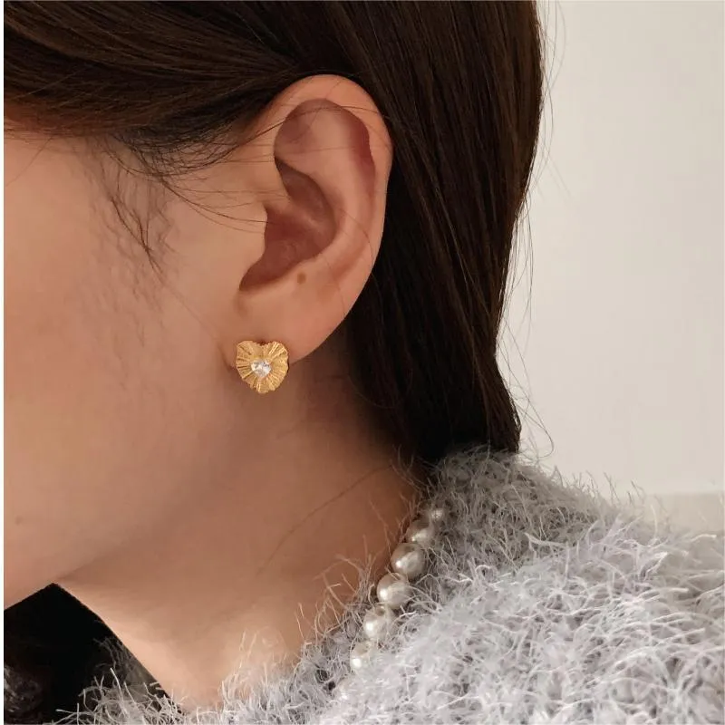 Elegant Gold Plated Sparkling Heart-Shaped Sunburst Stud Earrings
