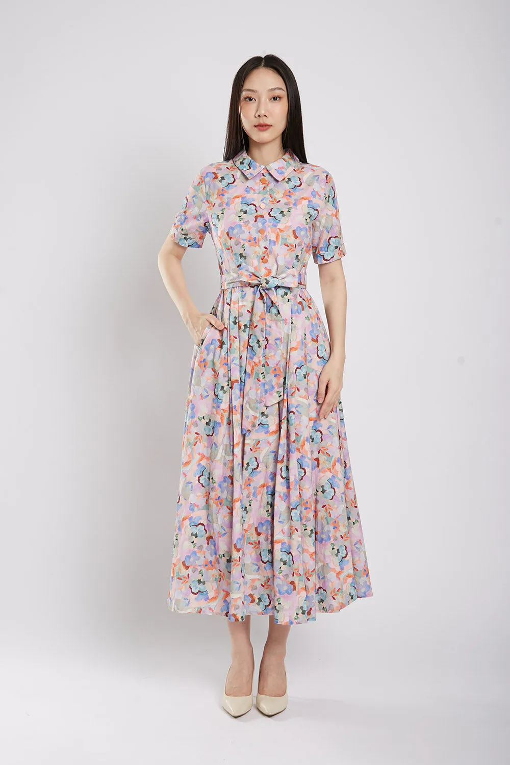Erinn Collar Maxi Printed Dress in Purple Floral