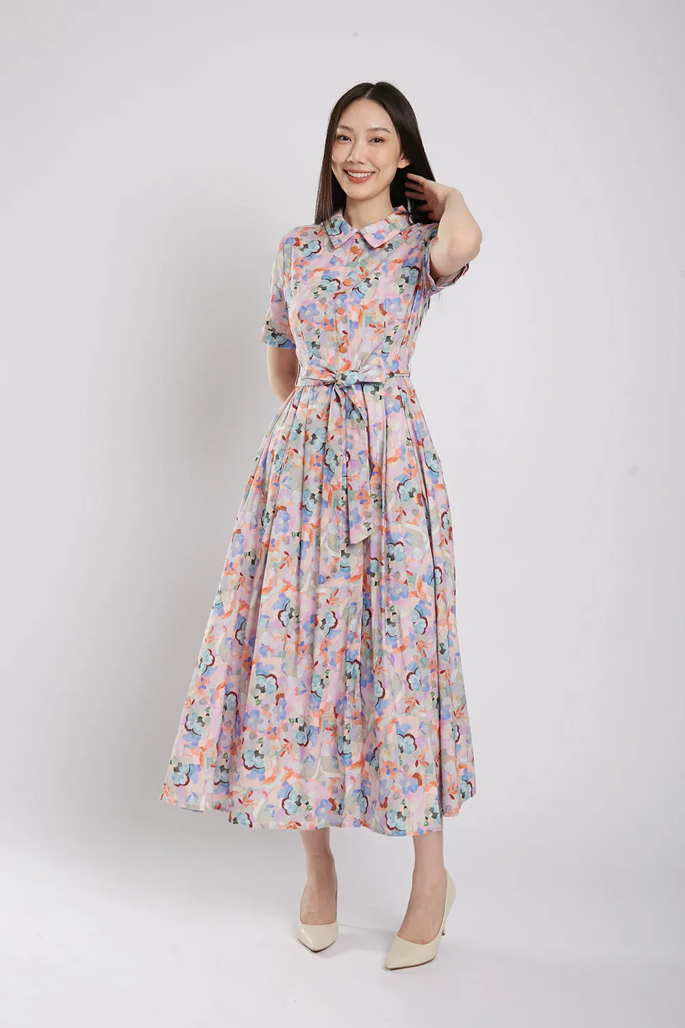 Erinn Collar Maxi Printed Dress in Purple Floral