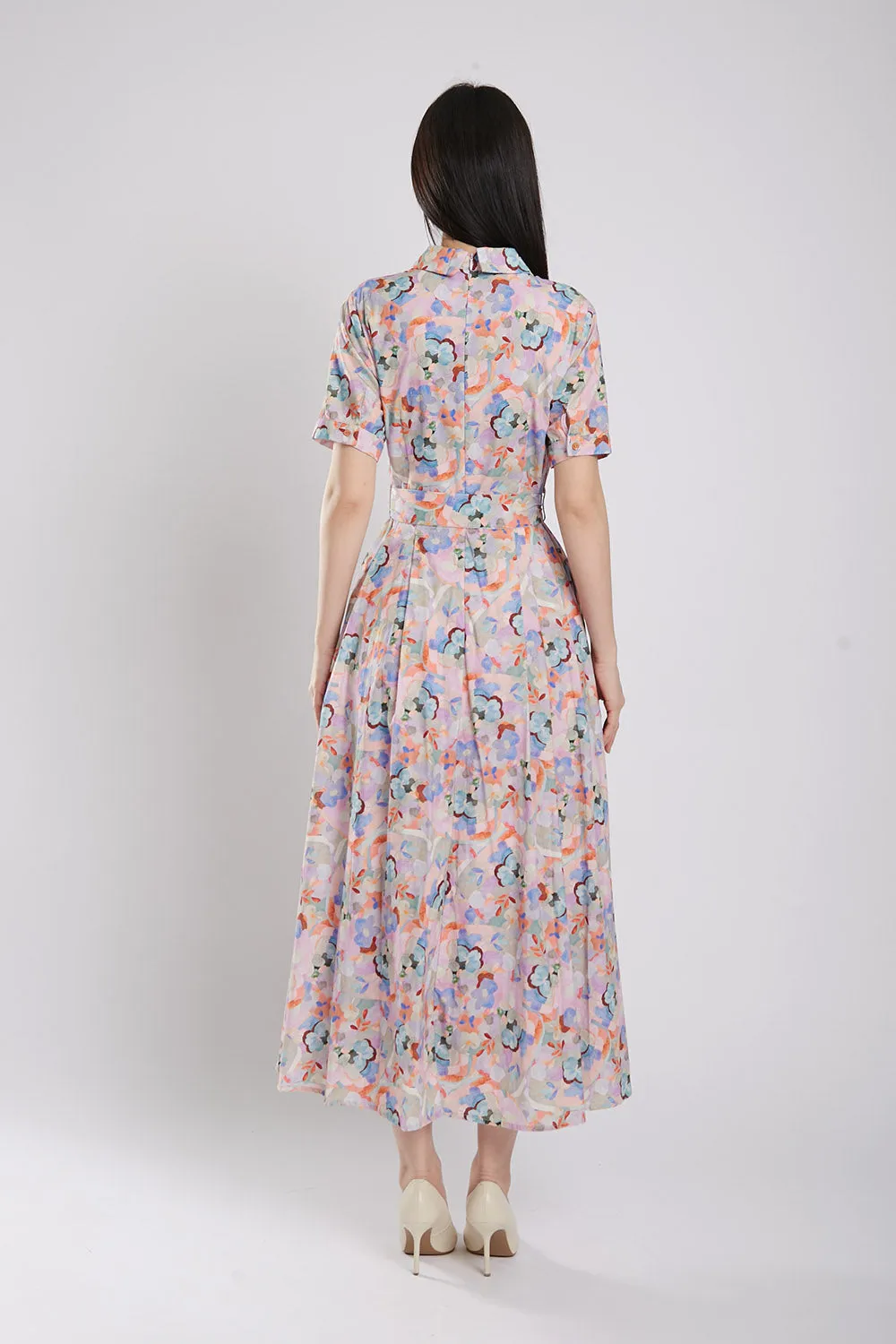 Erinn Collar Maxi Printed Dress in Purple Floral