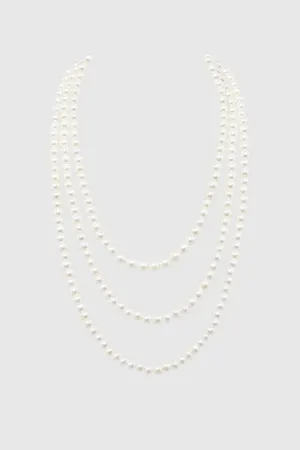 Gorgeous Long Faux Pearl Necklace