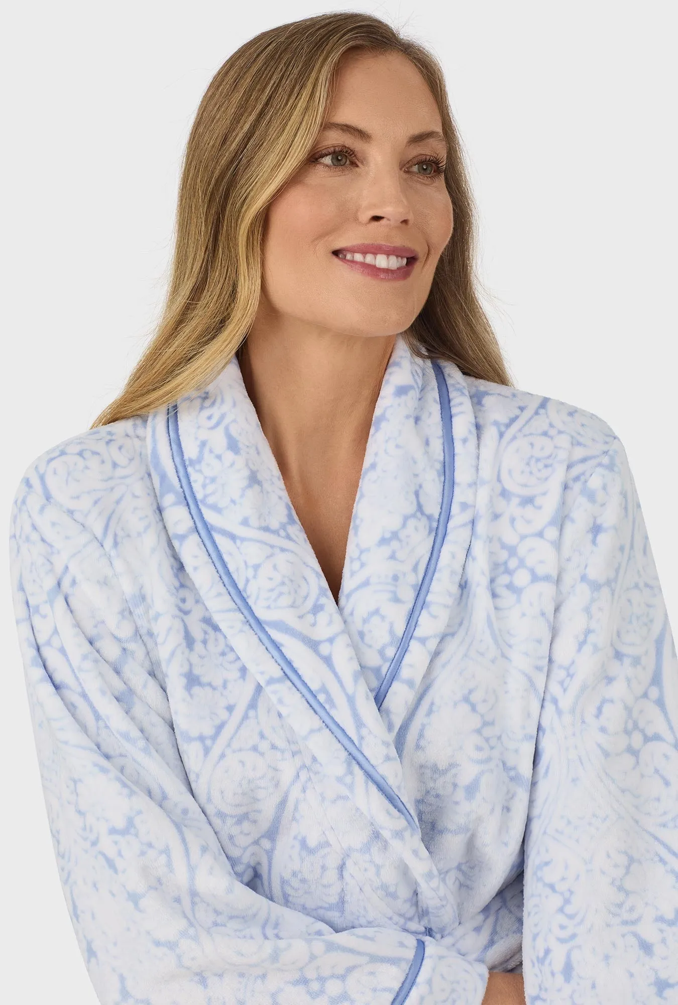 Malibu Damask Wrap Robe