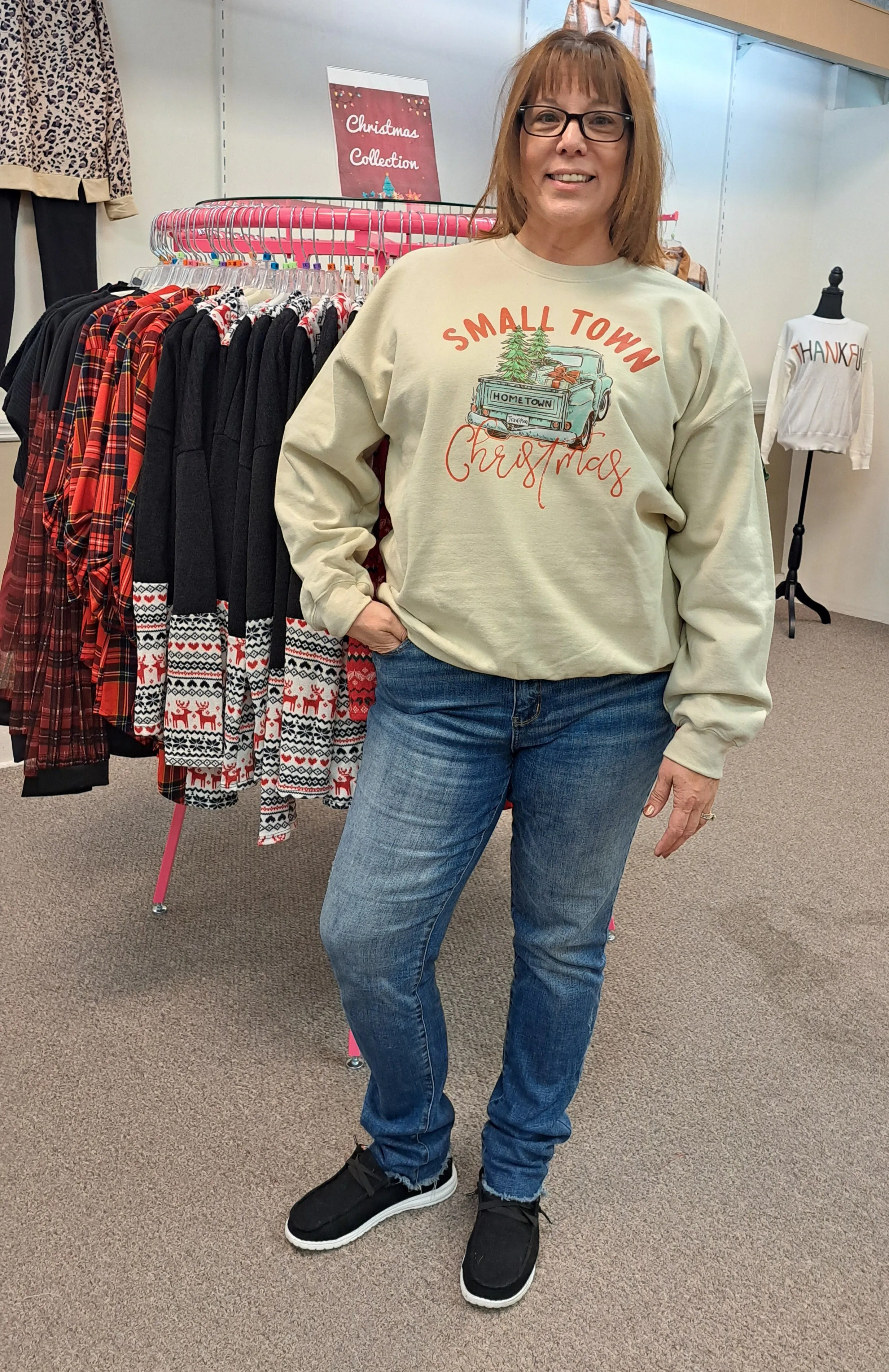 Small Town Christmas Tree Sweatshirt - $8090-8094