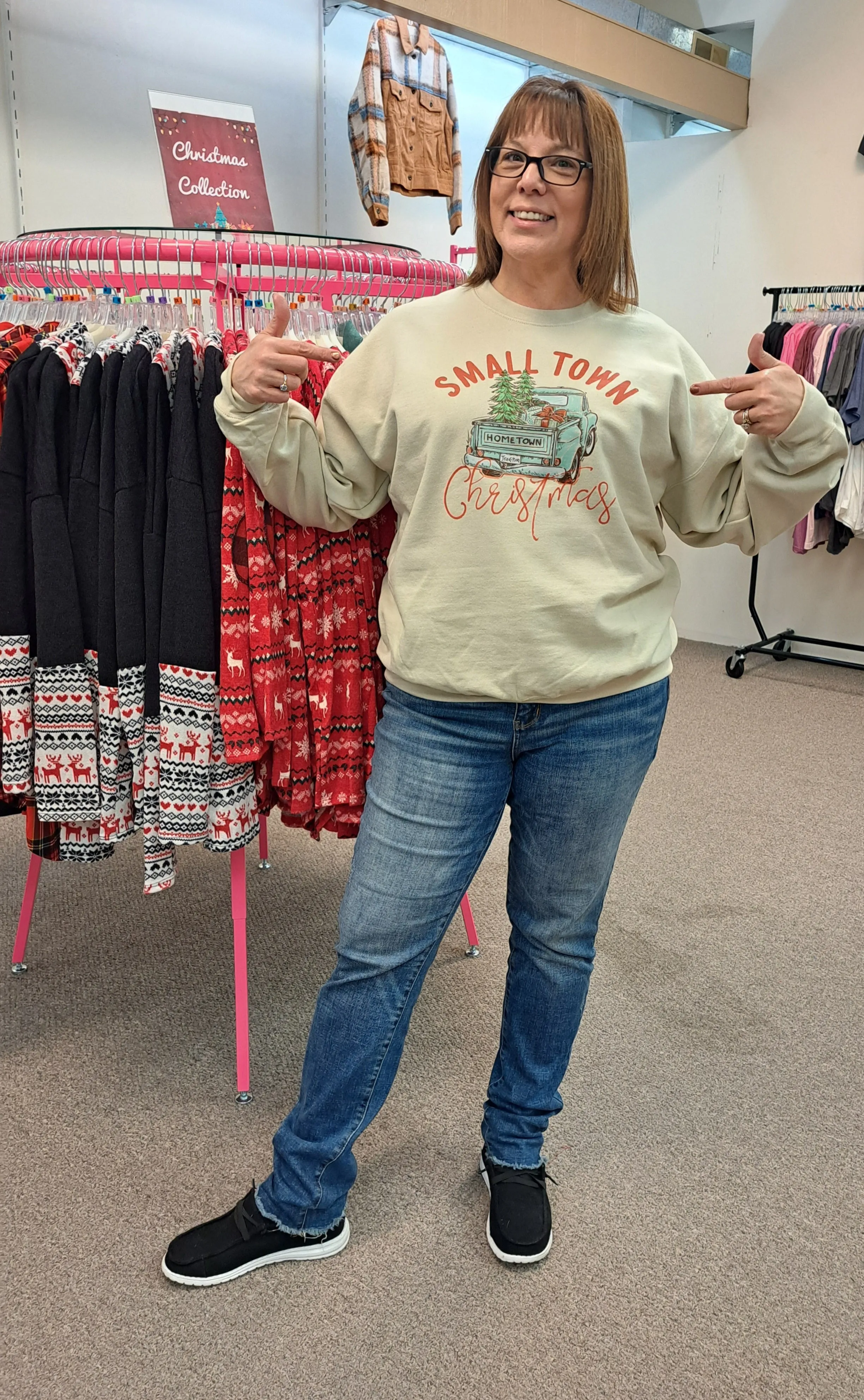 Small Town Christmas Tree Sweatshirt - $8090-8094