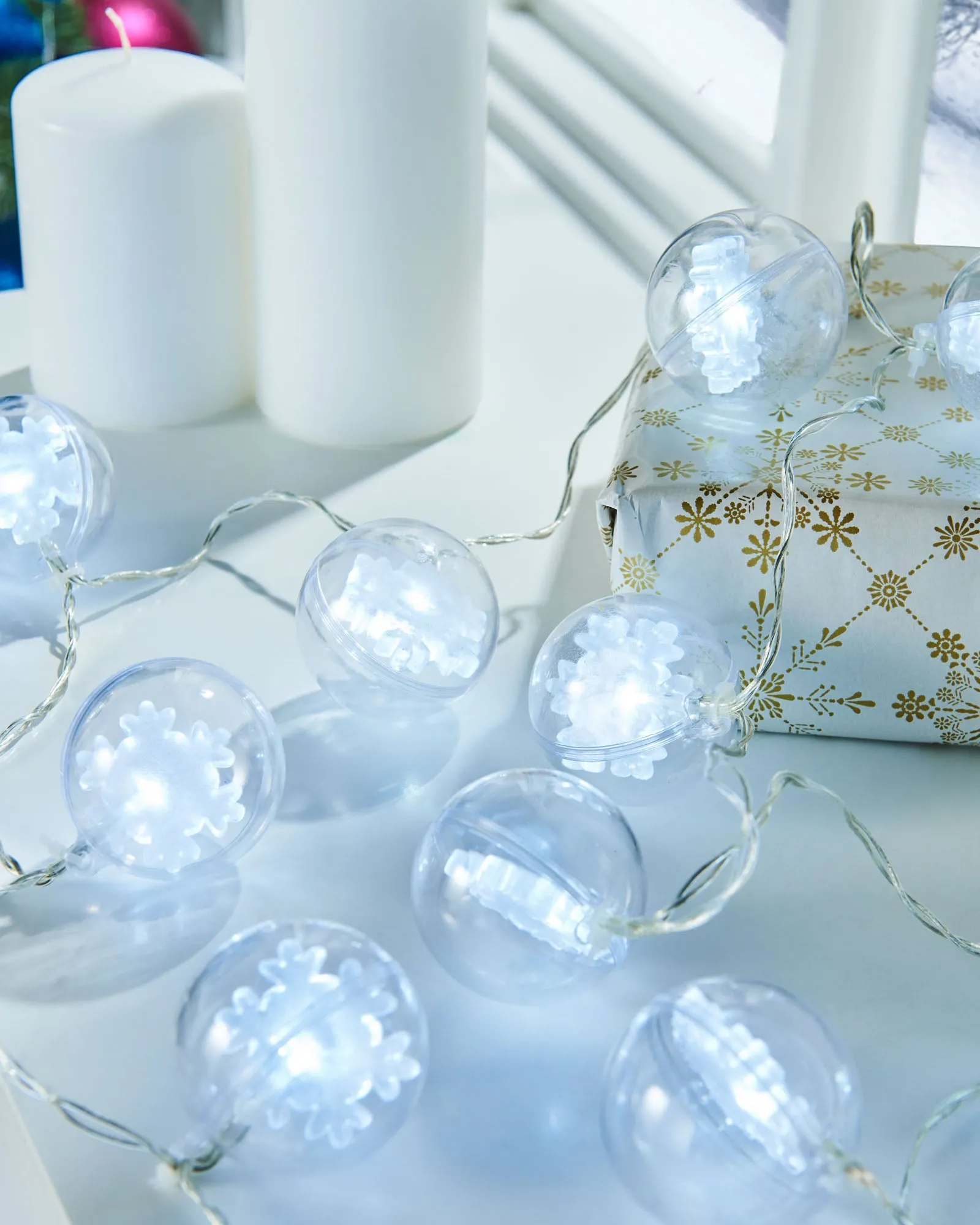 Snowflake Bauble LED Light String, White, 1.8 m