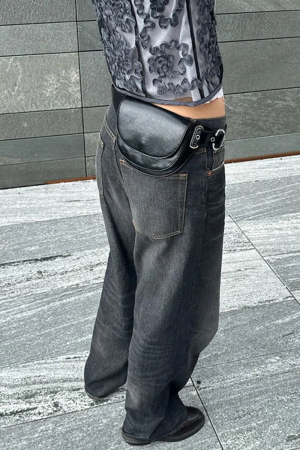 THE ELIZA FESTIVAL BELT IN DISTRESSED VEGAN LEATHER - BLACK