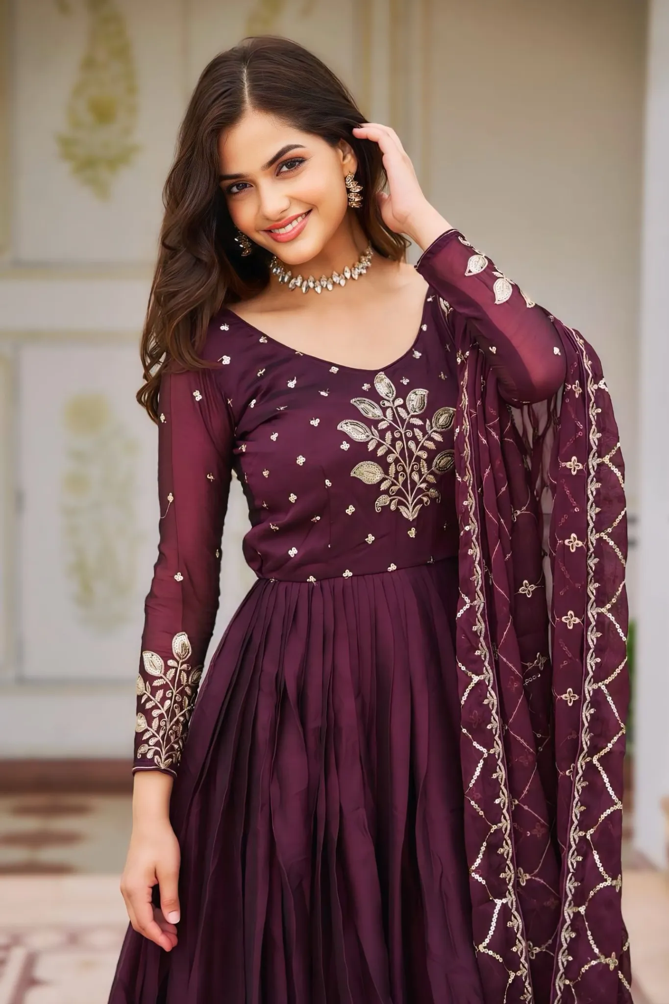 TRADITIONAL STUNNING GOWN FOR WOMEN