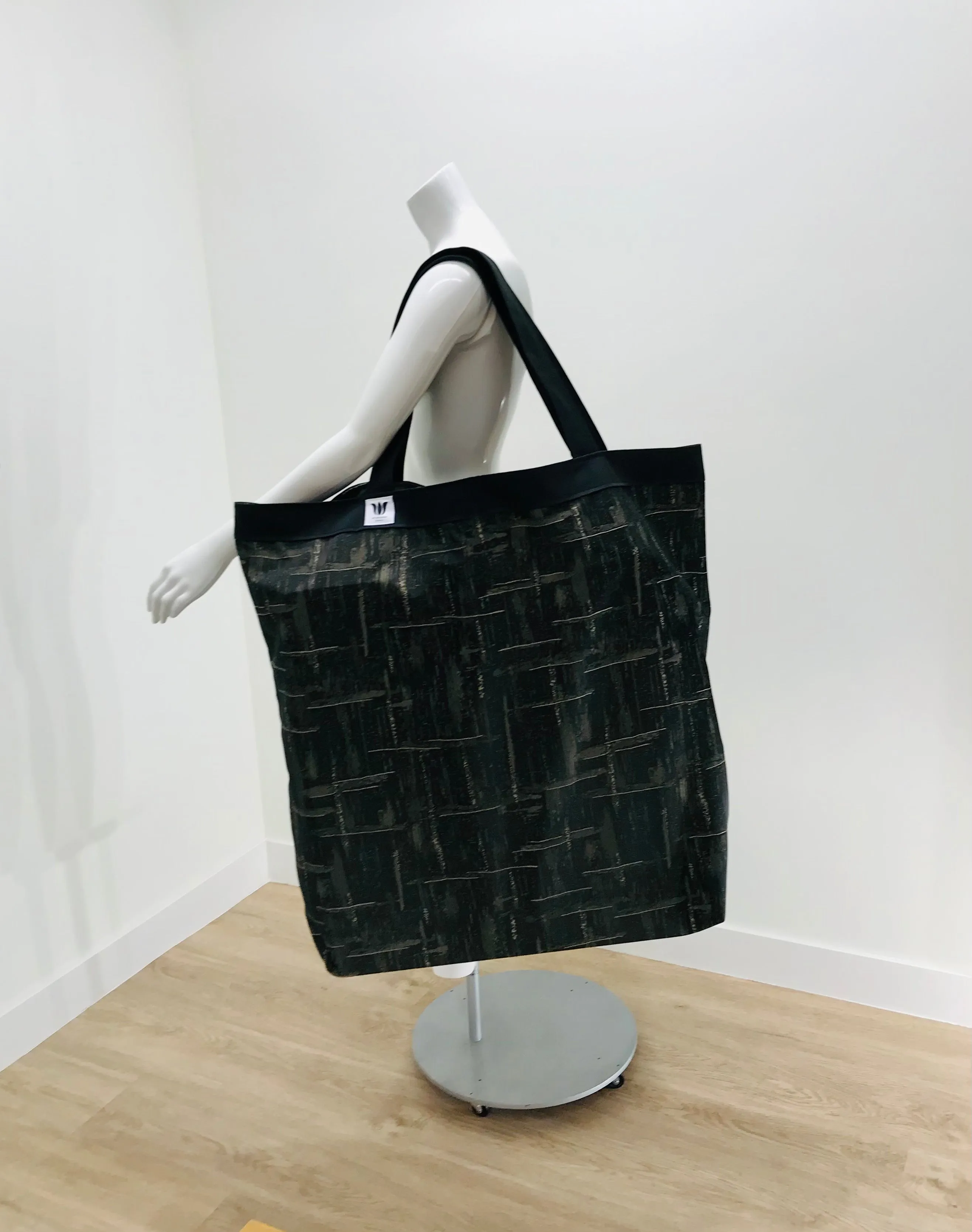 Yoga Tote | Black & Bronze
